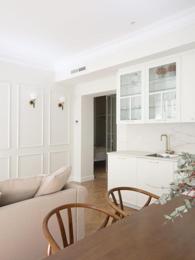 Deluxe Apartment Near Gran Via Madrid Esterno foto