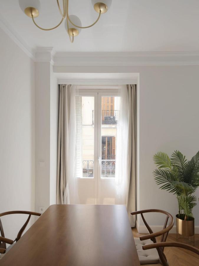 Deluxe Apartment Near Gran Via Madrid Esterno foto