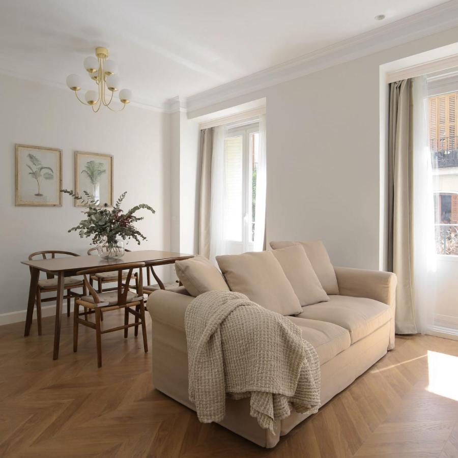 Deluxe Apartment Near Gran Via Madrid Esterno foto