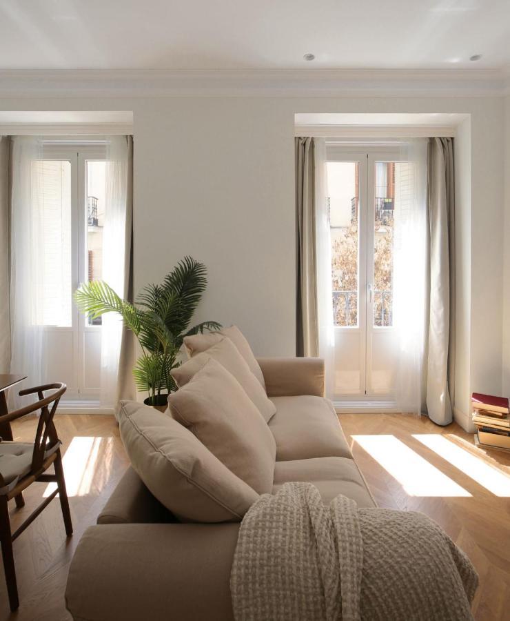 Deluxe Apartment Near Gran Via Madrid Esterno foto