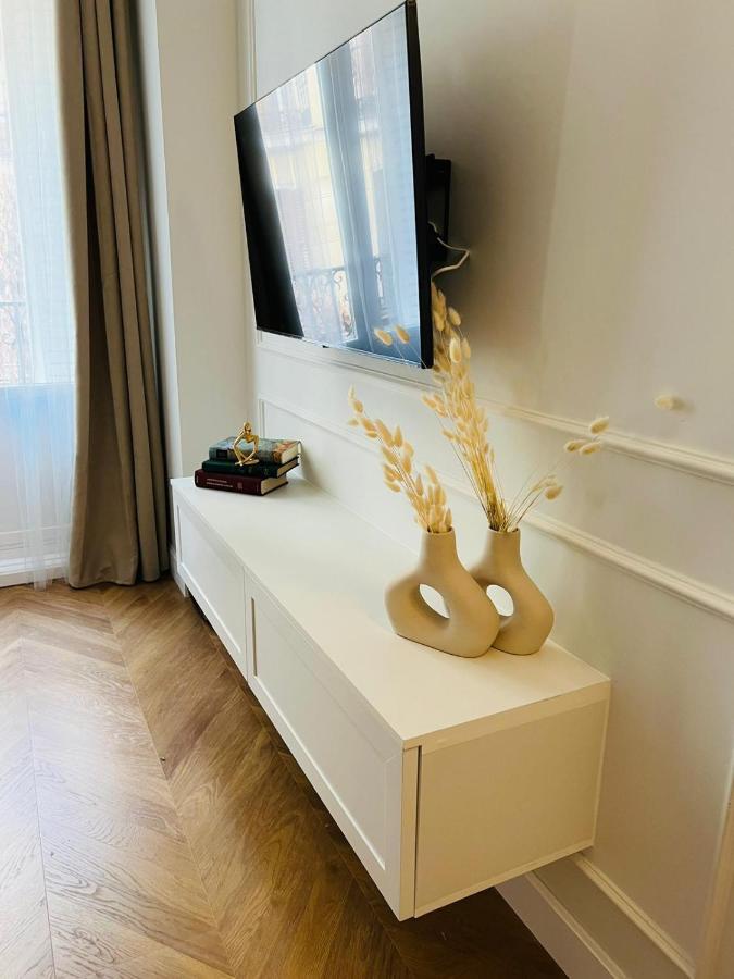 Deluxe Apartment Near Gran Via Madrid Esterno foto
