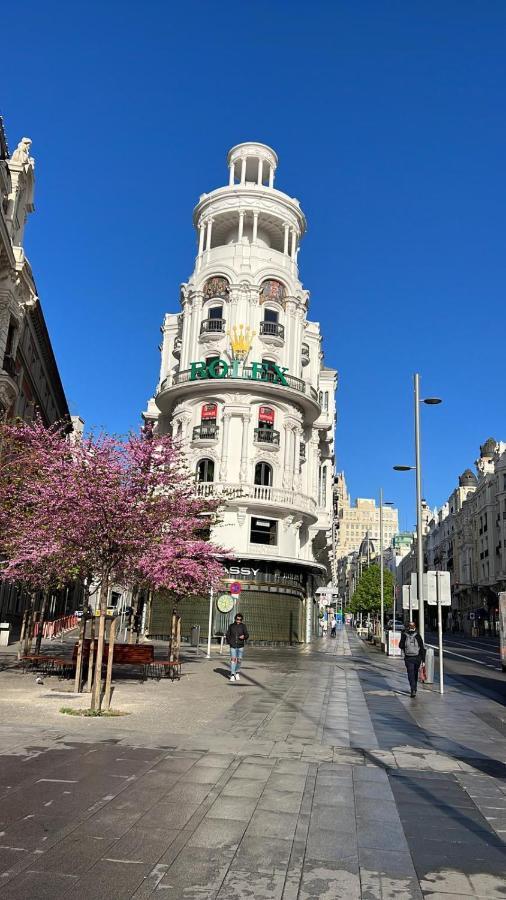Deluxe Apartment Near Gran Via Madrid Esterno foto